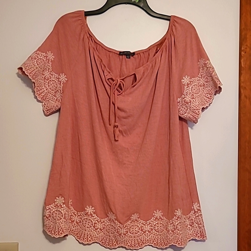 Adrianna Papell salmon colored with ivory embroidery border top Sz L